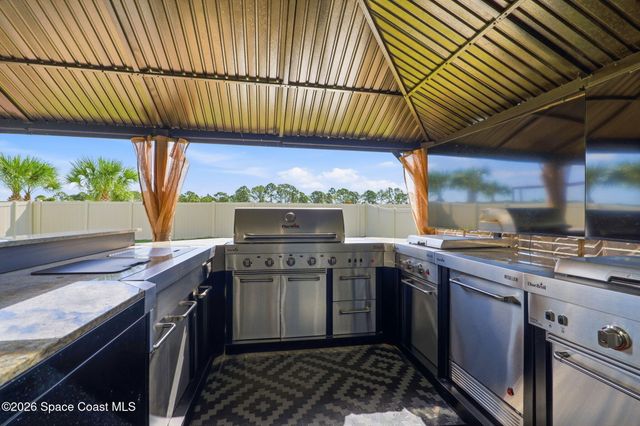 1055 Kylar Drive NW, Palm Bay, FL 32907