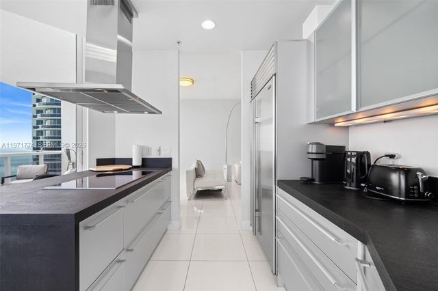 18201 Collins Ave 4709, Sunny Isles Beach, FL 33160