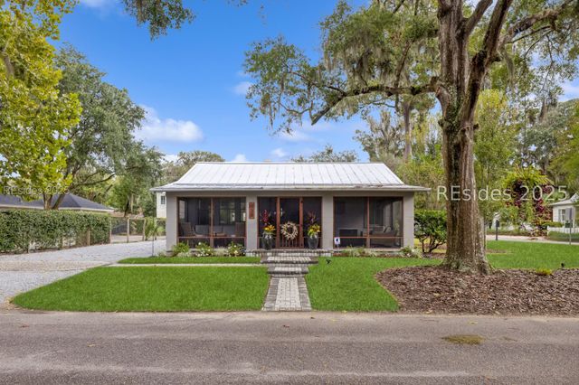 38 Boundary St, Bluffton, SC 29910