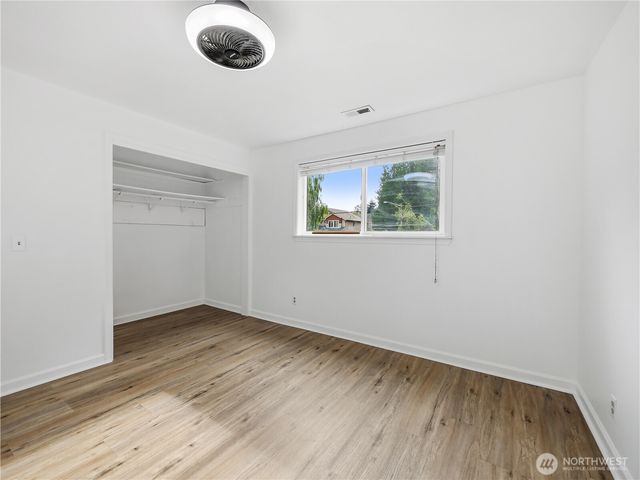 26040 108th Avenue SE, Kent, WA 98030
