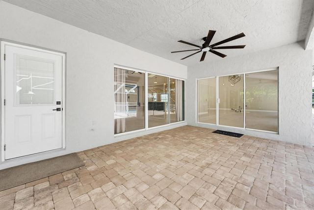 14708 Stirrup Lane, Wellington, FL 33414