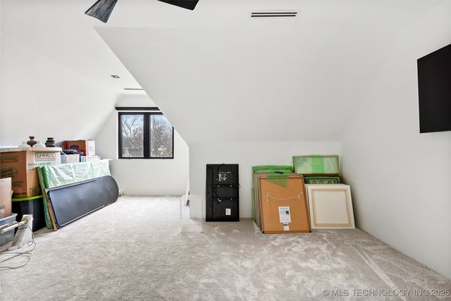 2501 S Columbia Avenue, Tulsa, OK 74114