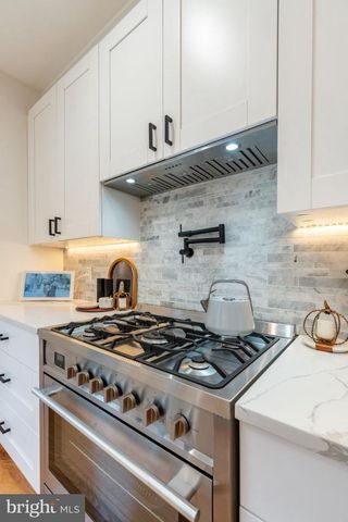 436 MANTON ST, Philadelphia, PA 19147