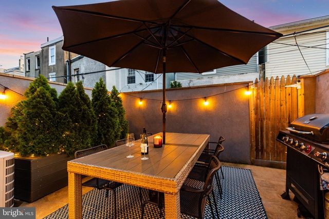 436 MANTON ST, Philadelphia, PA 19147
