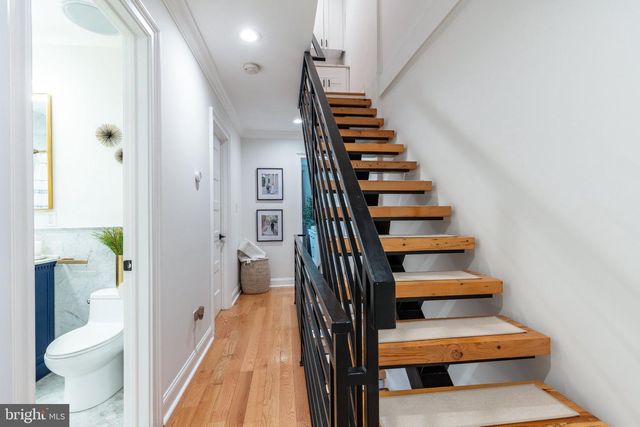 436 MANTON ST, Philadelphia, PA 19147