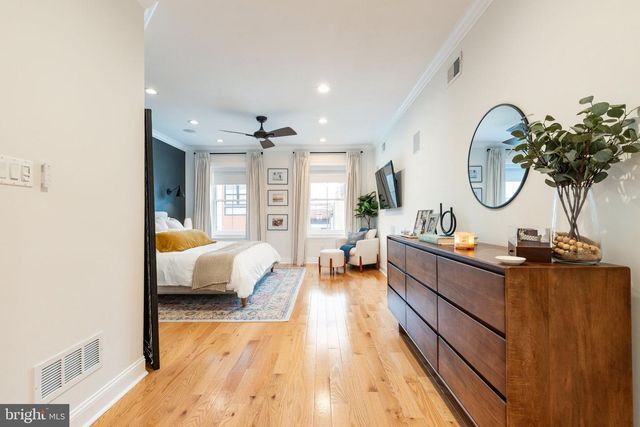 436 MANTON ST, Philadelphia, PA 19147