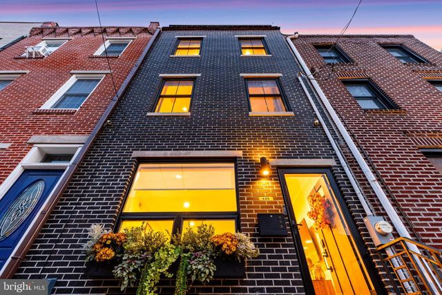 436 MANTON ST, Philadelphia, PA 19147