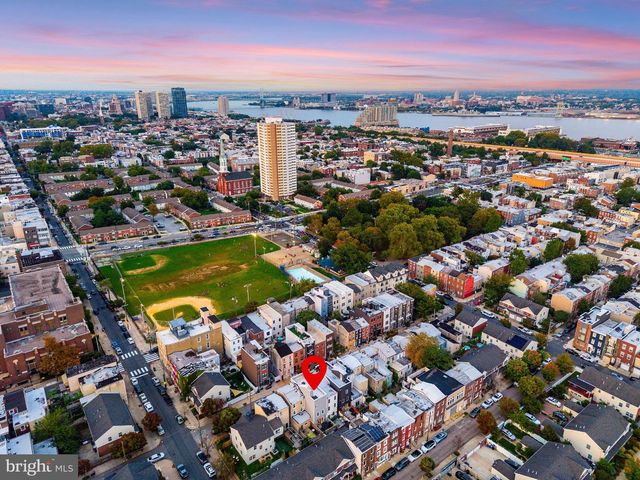 436 MANTON ST, Philadelphia, PA 19147