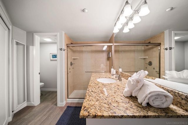 1221 Parker Pl 21, San Diego, CA 92109