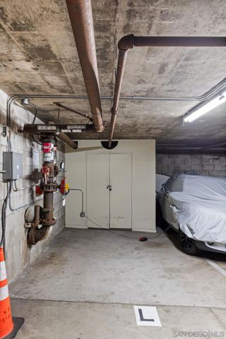 1221 Parker Pl 21, San Diego, CA 92109
