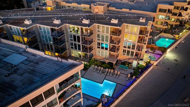 1221 Parker Pl 21, San Diego, CA 92109
