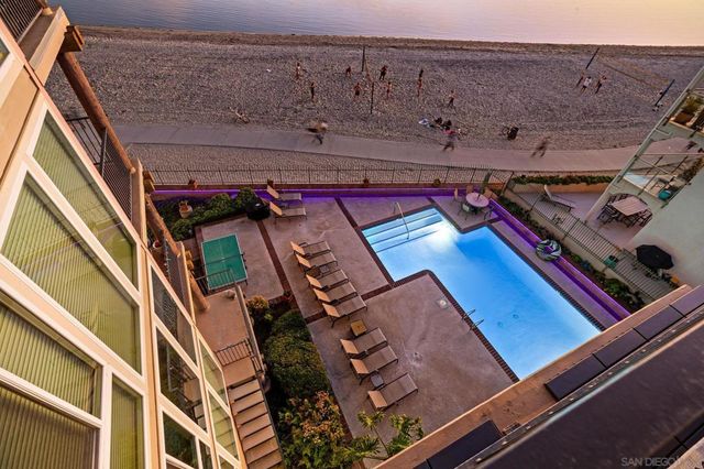 1221 Parker Pl 21, San Diego, CA 92109