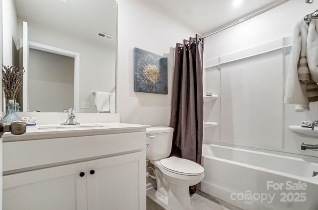 3934 Cheyney Park Drive, Charlotte, NC 28269