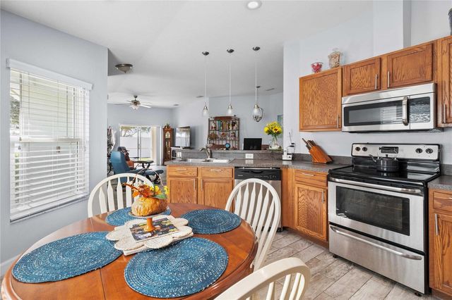 5649 AUTUMN SHIRE DRIVE, Zephyrhills, FL 33541