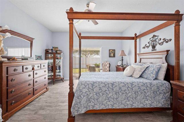 5649 AUTUMN SHIRE DRIVE, Zephyrhills, FL 33541