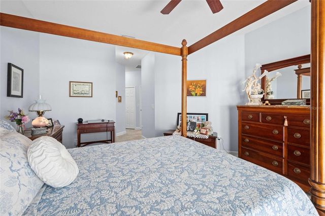 5649 AUTUMN SHIRE DRIVE, Zephyrhills, FL 33541