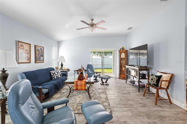 5649 AUTUMN SHIRE DRIVE, Zephyrhills, FL 33541