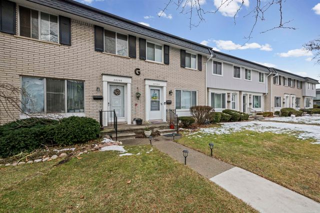 28264 Universal Drive, Warren, MI 48092