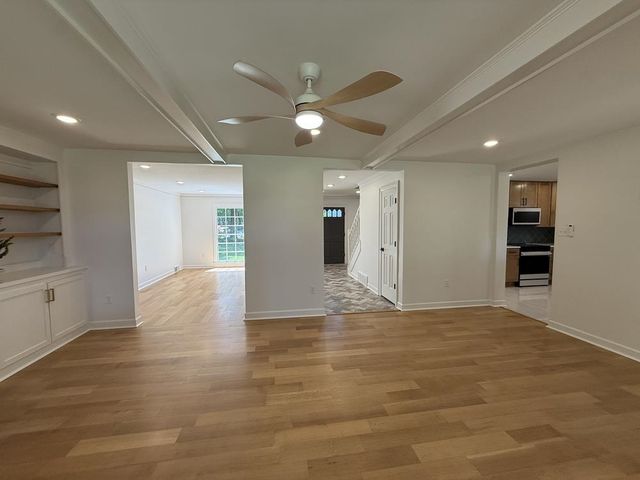 2118 HUNDRED OAKS CV, Germantown, TN 38139