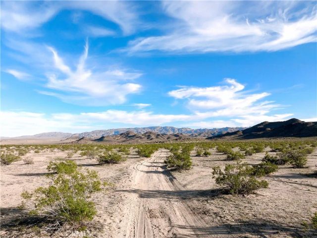 0 Mt Shasta Ave, Joshua Tree, CA 92252