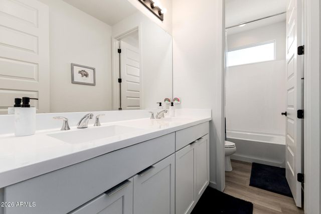 10133 E TOLEDO Avenue, Mesa, AZ 85212