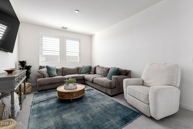 10133 E TOLEDO Avenue, Mesa, AZ 85212