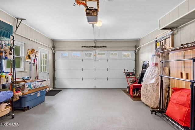 4 Colomba Drive, Rotterdam, NY 12306