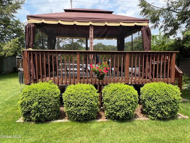 4 Colomba Drive, Rotterdam, NY 12306