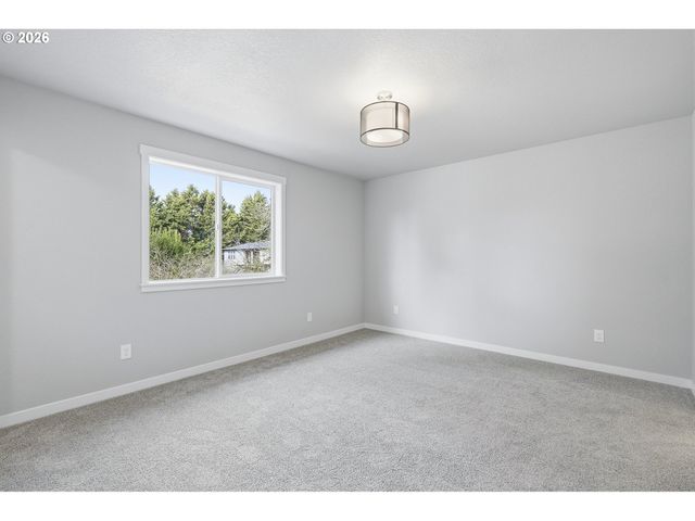 3163 Ne 117th Ave, Portland, OR 97220