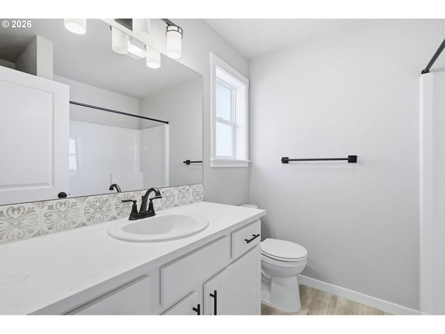 3163 Ne 117th Ave, Portland, OR 97220