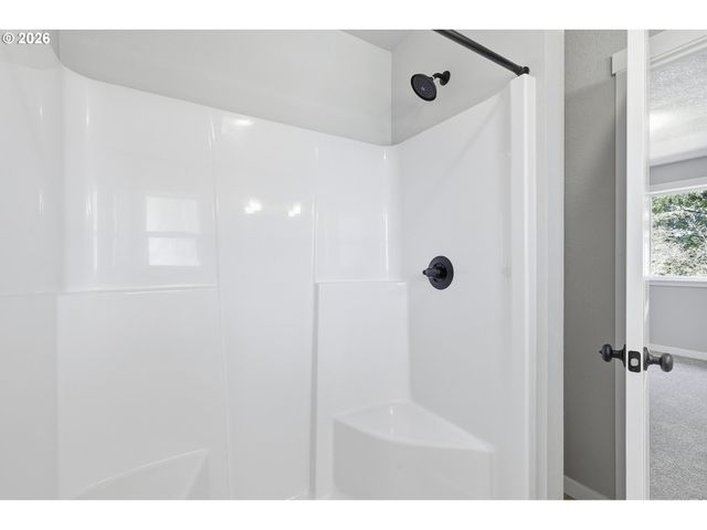 3163 Ne 117th Ave, Portland, OR 97220