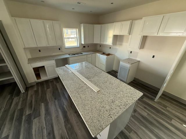 5091 N Toben Dr., Bel Aire, KS 67226
