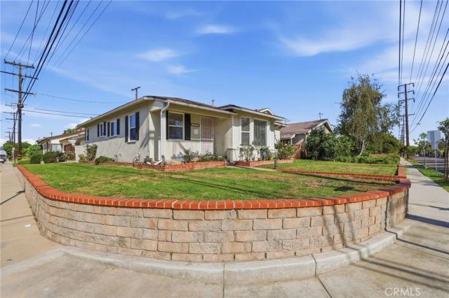 22939 Ocean Avenue, Torrance, CA 90505