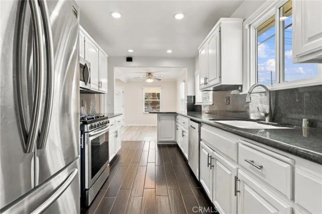 22939 Ocean Avenue, Torrance, CA 90505