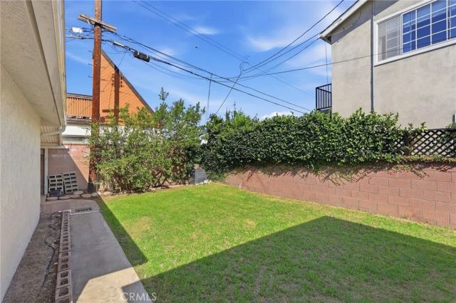 22939 Ocean Avenue, Torrance, CA 90505