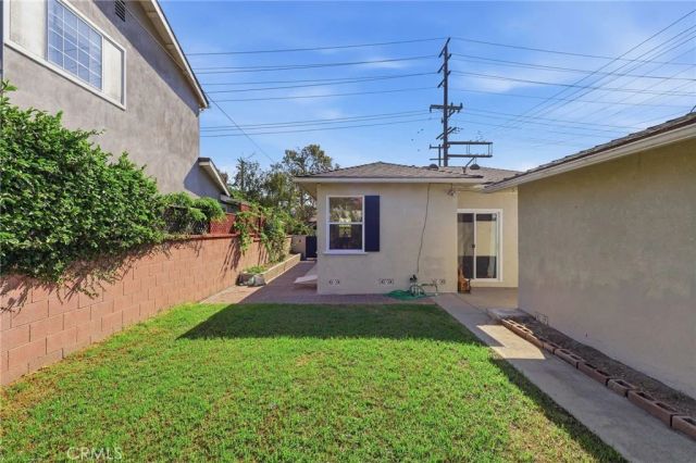 22939 Ocean Avenue, Torrance, CA 90505