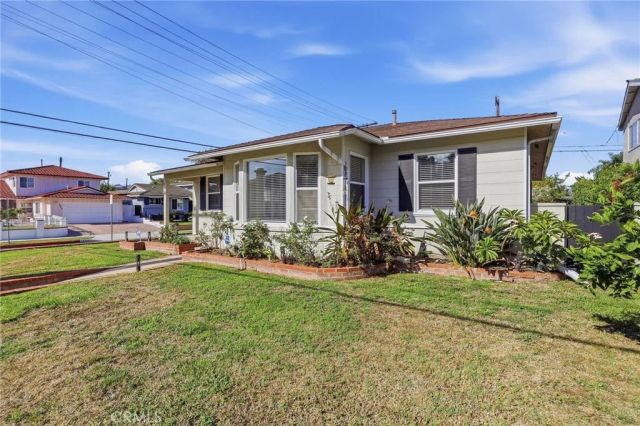 22939 Ocean Avenue, Torrance, CA 90505