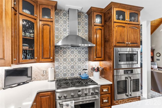 1103 River Ridge Way, Lenoir, NC 28645