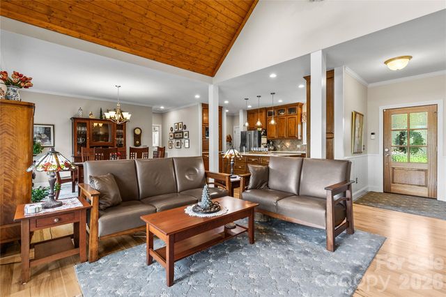 1103 River Ridge Way, Lenoir, NC 28645
