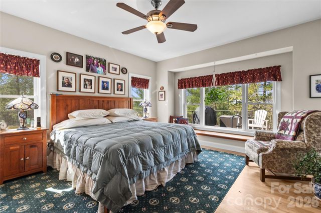1103 River Ridge Way, Lenoir, NC 28645