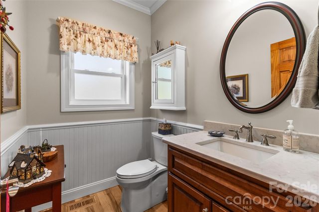1103 River Ridge Way, Lenoir, NC 28645