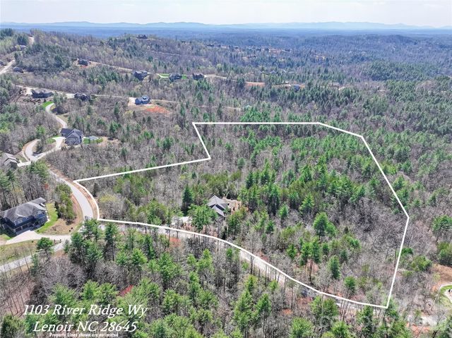 1103 River Ridge Way, Lenoir, NC 28645