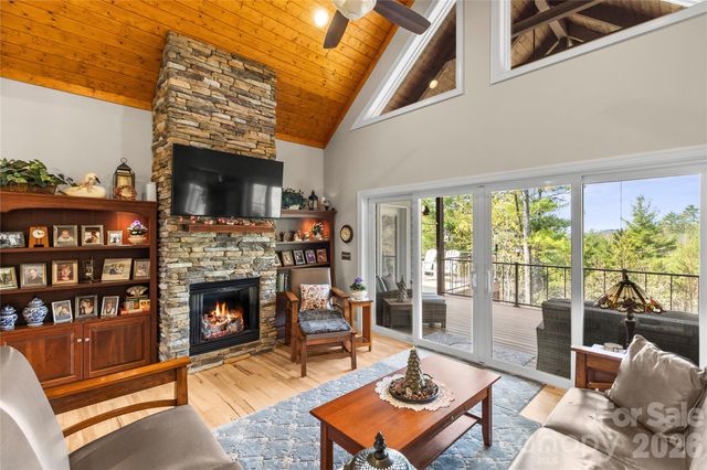 1103 River Ridge Way, Lenoir, NC 28645