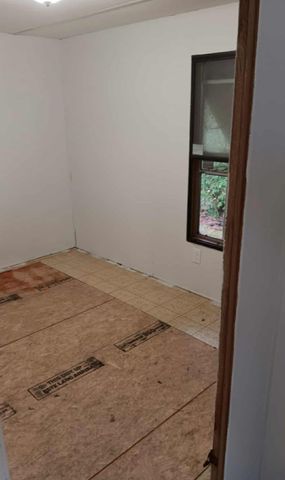 905 E Sears Street, Denison, TX 75020