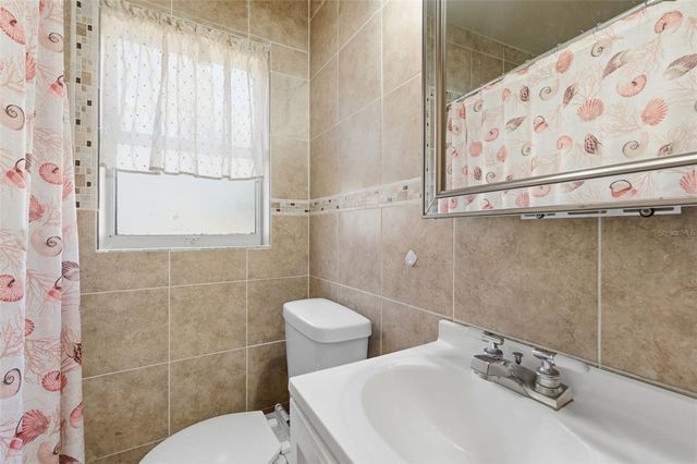 1715 W OVERPAR DRIVE, Tampa, FL 33612