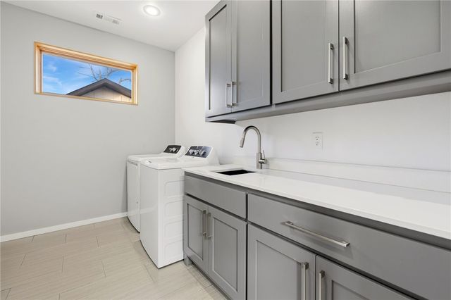 632 Bella Vista Road, Bentonville, AR 72712