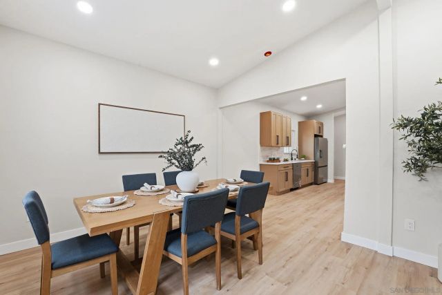 2565 Hopkins St, San Diego, CA 92139