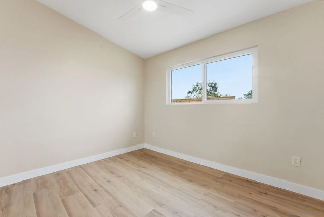 2565 Hopkins St, San Diego, CA 92139