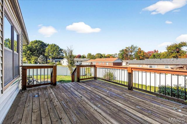 14 Horizon Drive, St Peters, MO 63376