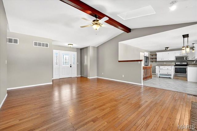 14 Horizon Drive, St Peters, MO 63376